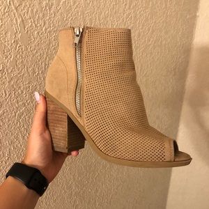 TAN BOOTIES